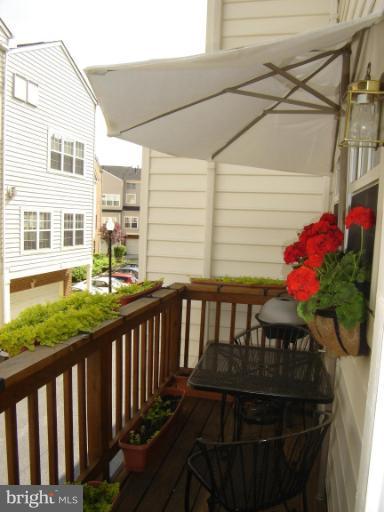 10226 Rutland Round Road, Unit 27 Columbia, MD 21044 - Photo 6 of 30 Deck