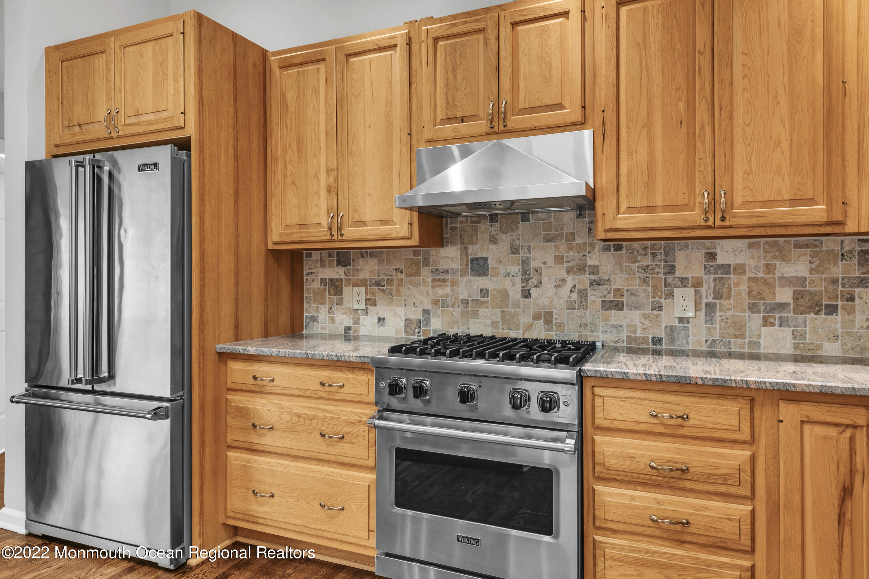 26 Wilk Road Edison, NJ 08837 - Photo 8 of 34 Viking Appliances