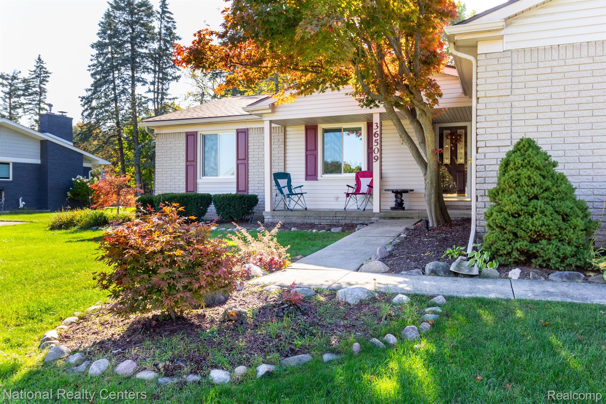 36509 Saxony Road Farmington, MI 48335 - Photo 3 of 49 Gallery Image 3
