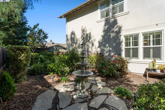 $2,100,000 | 5408 Stockton Loop, Livermore, CA 94550