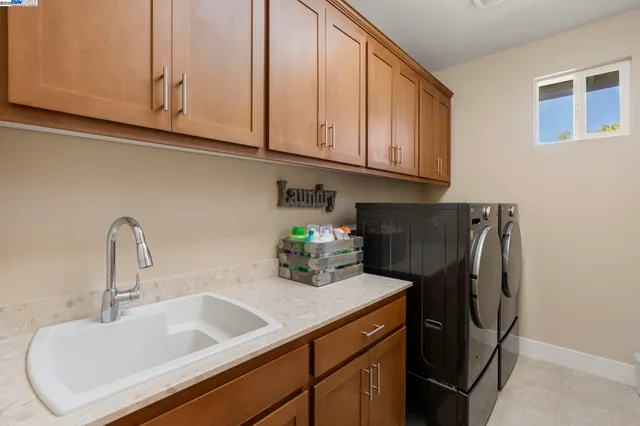 $2,100,000 | 5408 Stockton Loop, Livermore, CA 94550