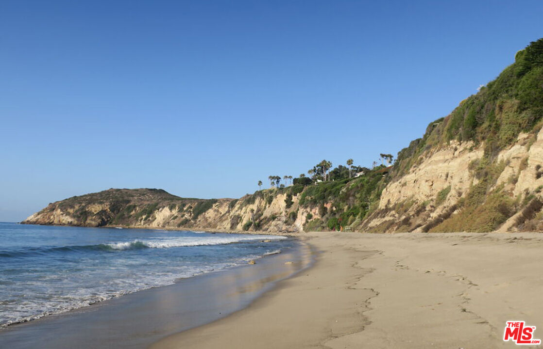 28378 Rey De Copas Lane Malibu, CA 90265 - Photo 48 of 48