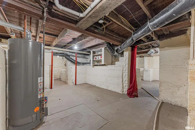 $110,000 | 413 South Elm Street, Lincoln, IL 62656