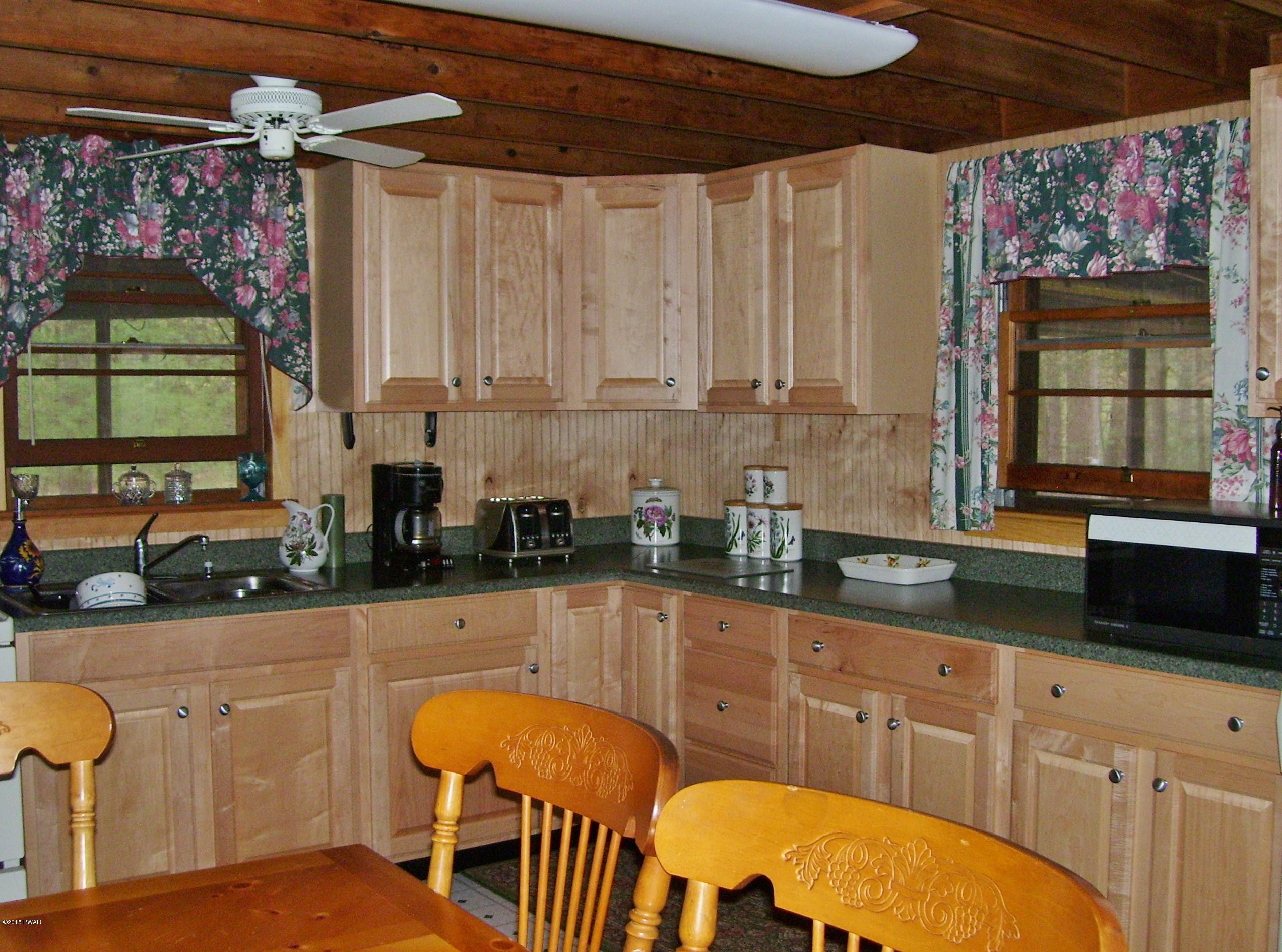 213 Cottage Road Tafton, PA 18464 - Photo 11 of 27 Gallery Image 11