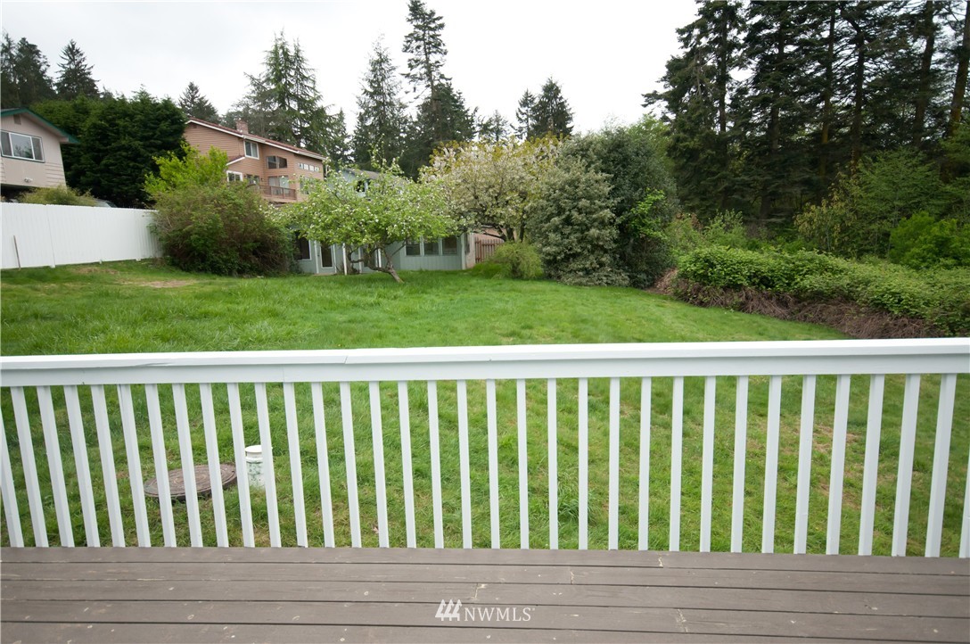 5021 Bakerview Road Oak Harbor, WA 98277 - Photo 9 of 12 Gallery Image 9