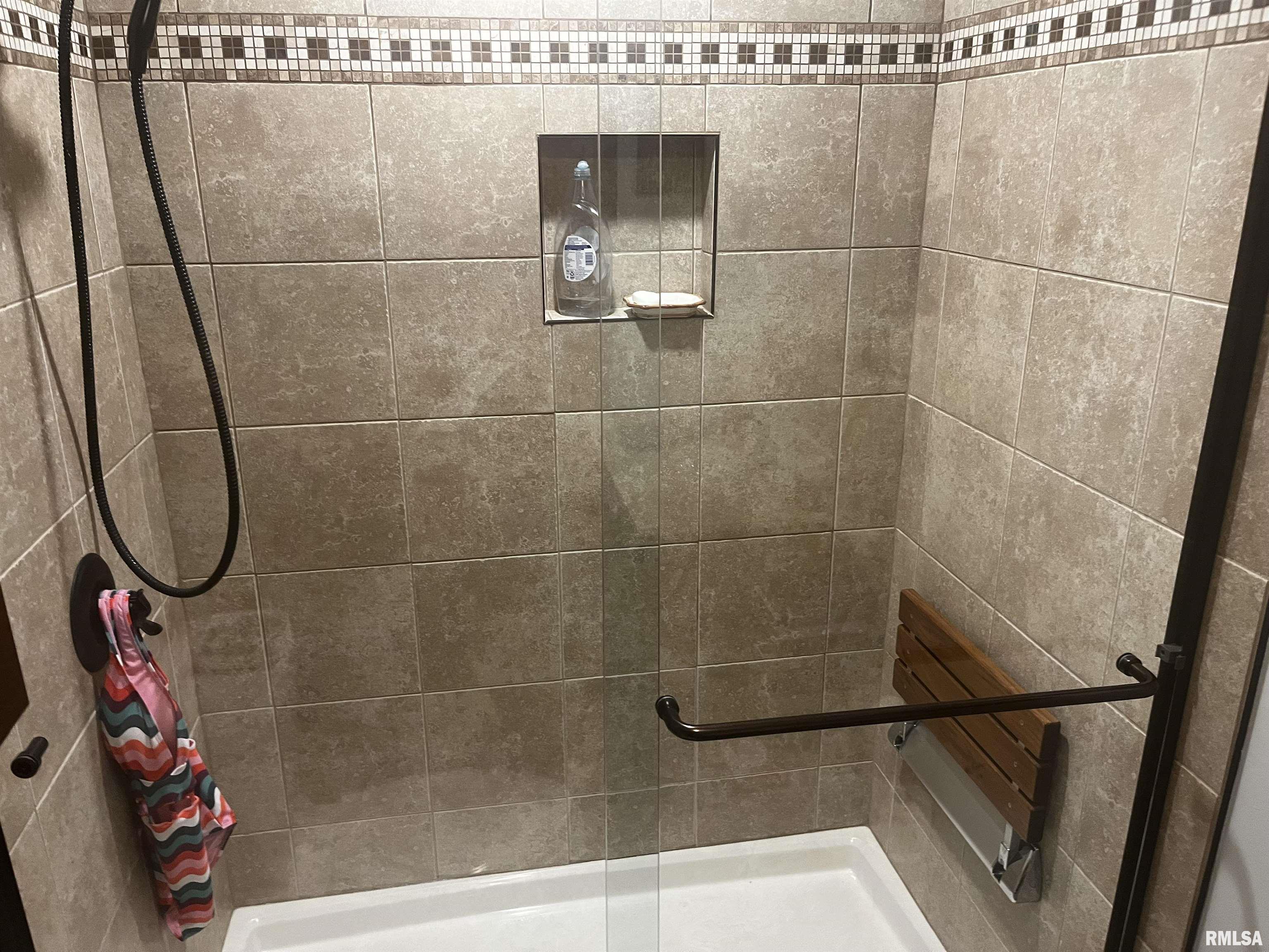 8847 Hickory Ridge Road Murphysboro, IL 62966 - Photo 17 of 45 Gallery Image 17