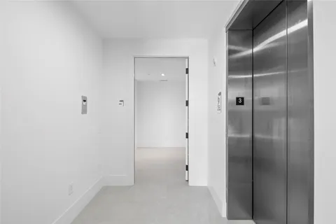 $3,095,000 | 160 Isle Of Venice Drive, Unit 302, Fort Lauderdale, FL 33301