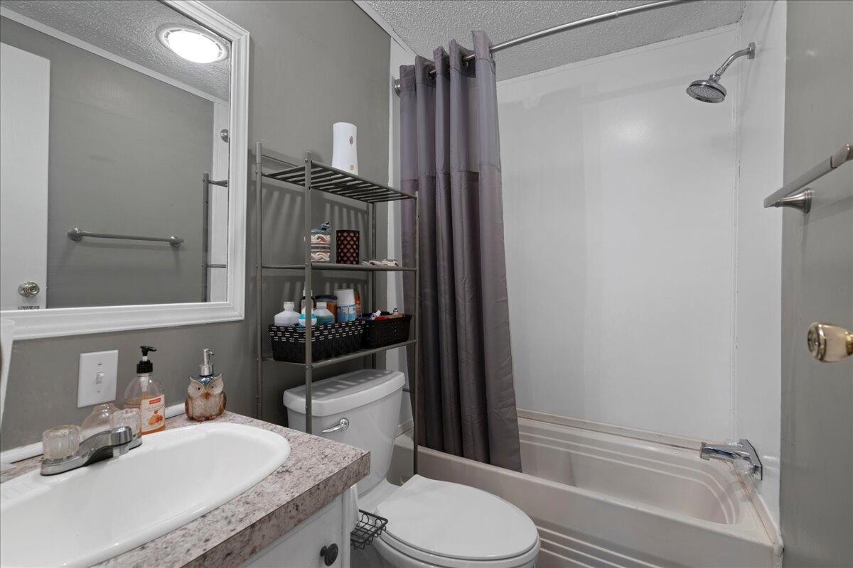 351 County Rd S-18-378 Dorchester, SC 29437 - Photo 26 of 30 26-SNY03810