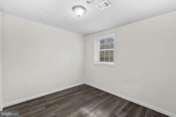 $639,900 | 6037 Meyers Landing Court, Burke, VA 22015