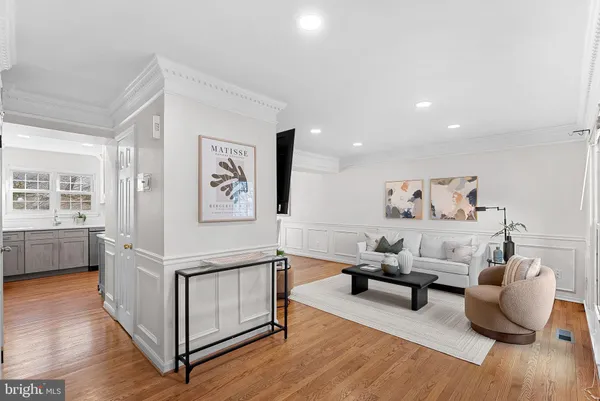 $639,900 | 6037 Meyers Landing Court, Burke, VA 22015