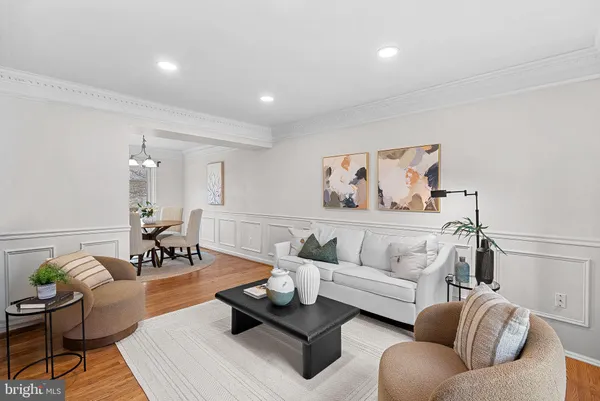 $639,900 | 6037 Meyers Landing Court, Burke, VA 22015