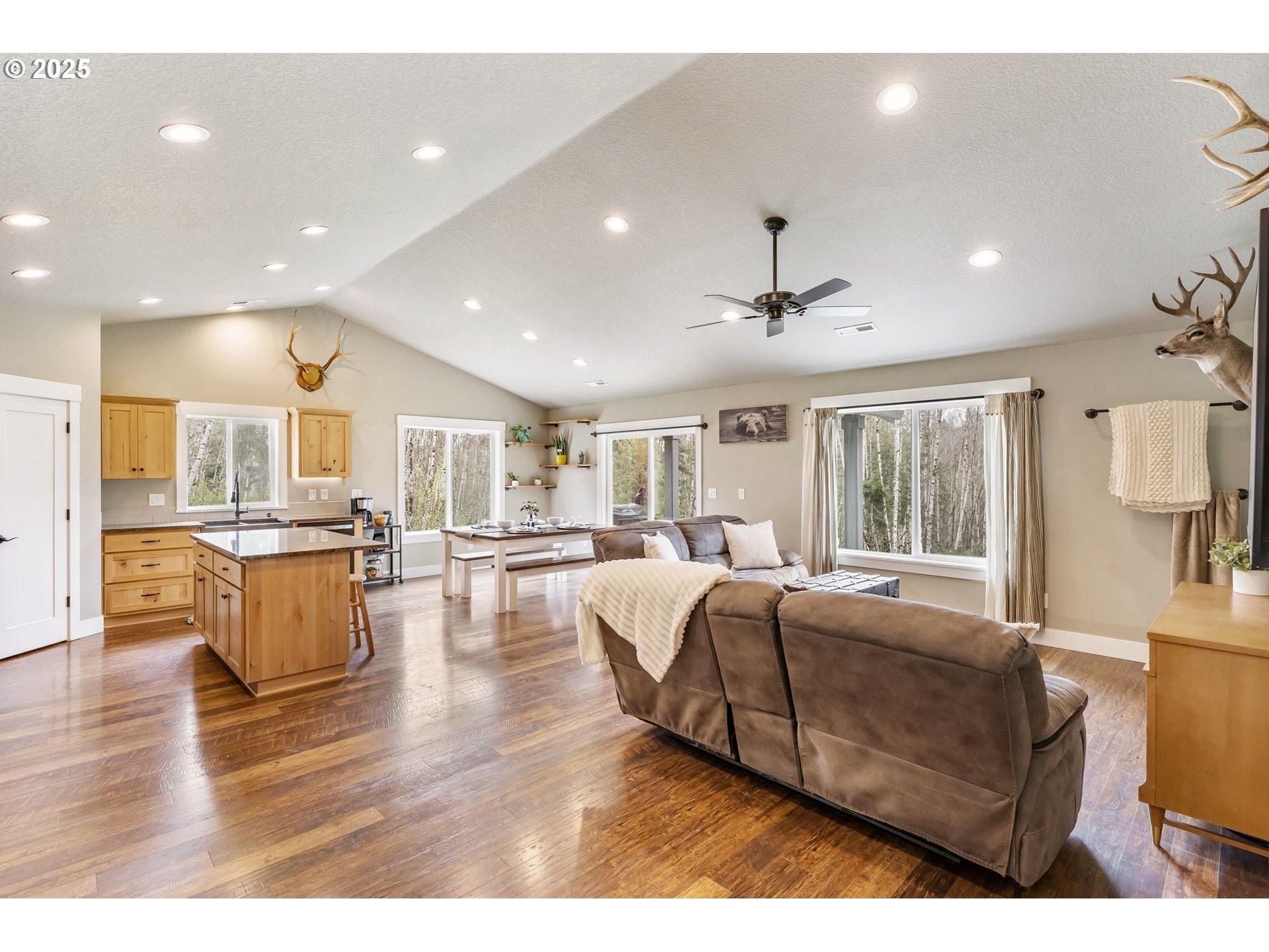 36520 Northeast Thompson Road Yacolt, WA 98675 - Photo 5 of 30 Gallery Image 5