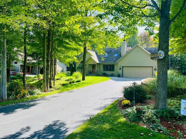 4339 West Fox Farm Road Manistee, MI 49660 - Photo 3 of 68 IMG_7822