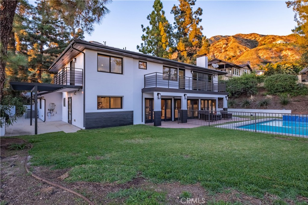 556 Camillo Road Sierra Madre, CA 91024 - Photo 12 of 52 a view of a house with a yard and sitting area