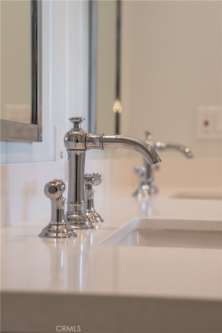 556 Camillo Road Sierra Madre, CA 91024 - Photo 52 of 52 a close view of sink
