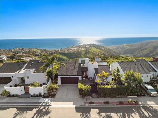 $16,900 | 3253 Alta Laguna Boulevard, Laguna Beach, CA 92651