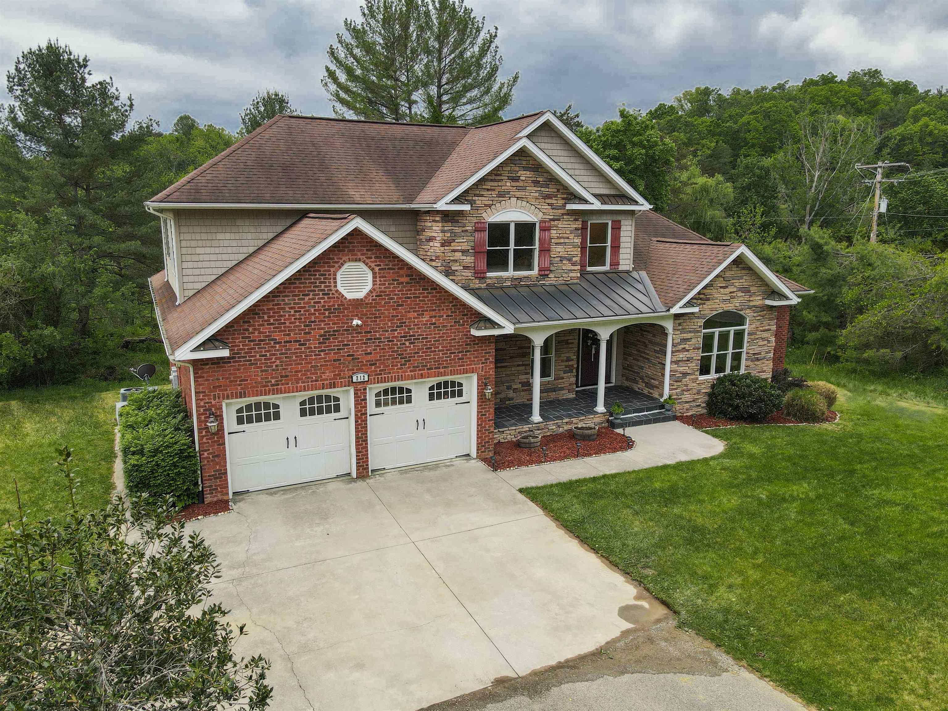 212 Bishop Road Blacksburg, VA 24060 - Photo 74 of 79 Gallery Image 74