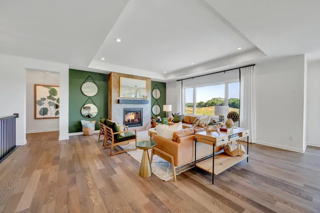 $659,990 | 1015 Legacy Drive, Delano, MN 55328