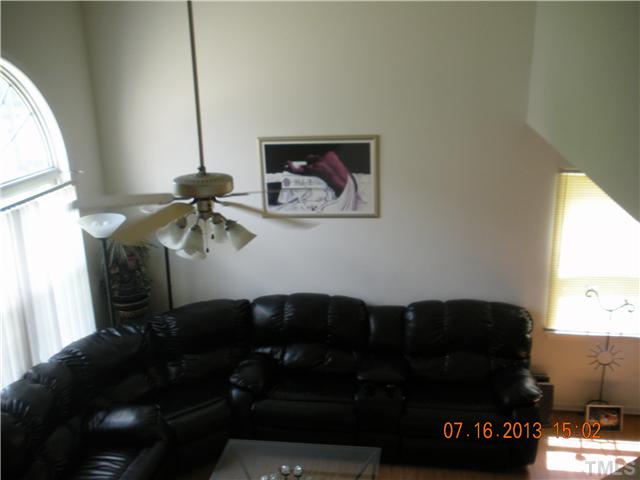 2818 Filbert Street Raleigh, NC 27610 - Photo 5 of 25 Gallery Image 5