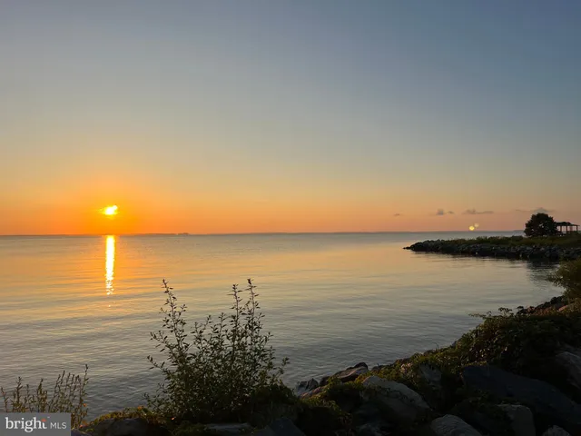 $415,000 | 1199 Oak Avenue, Shady Side, MD 20764