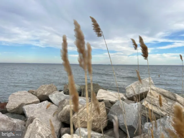 $415,000 | 1199 Oak Avenue, Shady Side, MD 20764