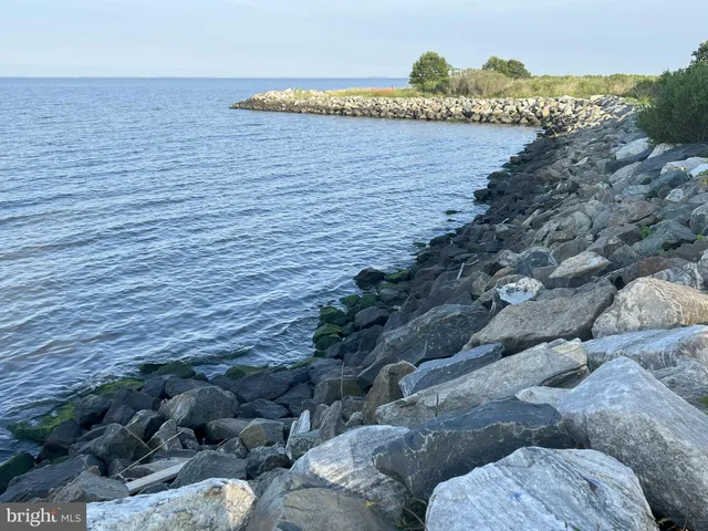 $415,000 | 1199 Oak Avenue, Shady Side, MD 20764