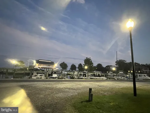 $415,000 | 1199 Oak Avenue, Shady Side, MD 20764