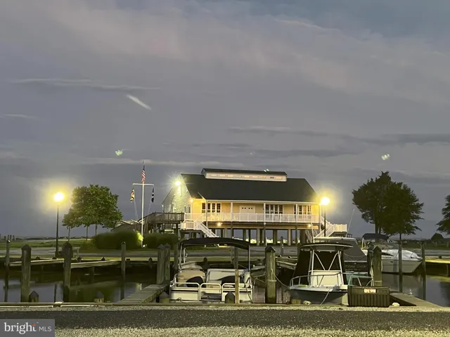 $415,000 | 1199 Oak Avenue, Shady Side, MD 20764