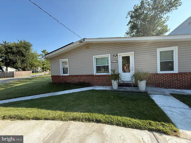 $415,000 | 1199 Oak Avenue, Shady Side, MD 20764