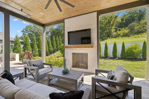 $2,799,995 | 8139 Heirloom Boulevard, College Grove, TN 37046