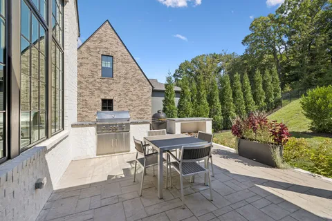 $2,799,995 | 8139 Heirloom Boulevard, College Grove, TN 37046