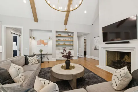 $2,799,995 | 8139 Heirloom Boulevard, College Grove, TN 37046