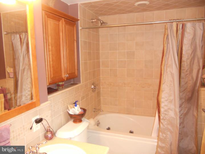 8 Signal Hill Road Cherry Hill, NJ 08003 - Photo 14 of 23 Master Bedroom