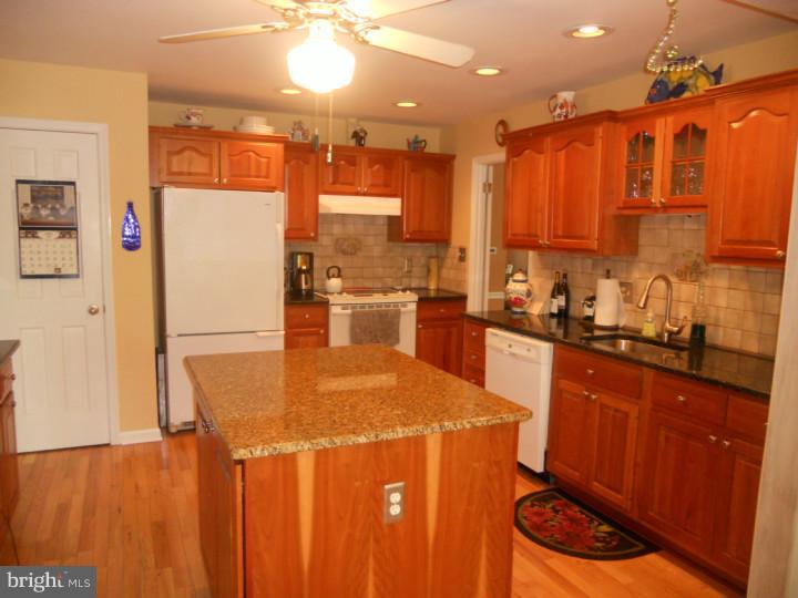8 Signal Hill Road Cherry Hill, NJ 08003 - Photo 4 of 23 Kitchen