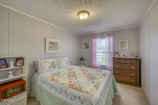 $199,900 | 928 Highway 421 North, Mountain City, TN 37683