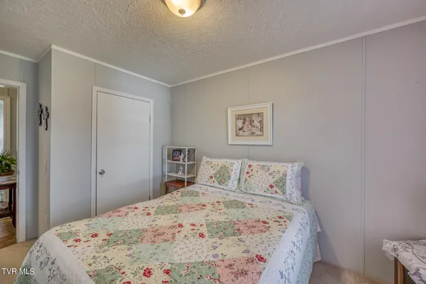$199,900 | 928 Highway 421 North, Mountain City, TN 37683