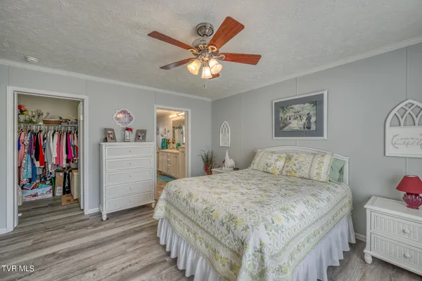 $199,900 | 928 Highway 421 North, Mountain City, TN 37683