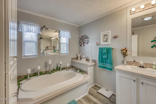 $199,900 | 928 Highway 421 North, Mountain City, TN 37683