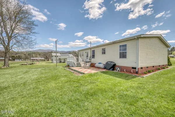 $199,900 | 928 Highway 421 North, Mountain City, TN 37683
