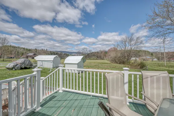 $199,900 | 928 Highway 421 North, Mountain City, TN 37683