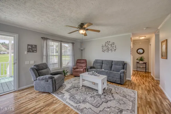 $199,900 | 928 Highway 421 North, Mountain City, TN 37683