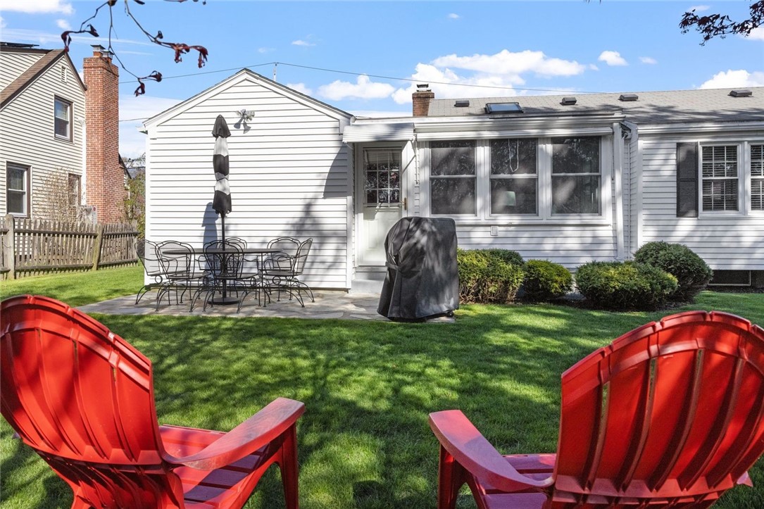 47 Willow Drive Cranston, RI 02920 - Photo 23 of 26