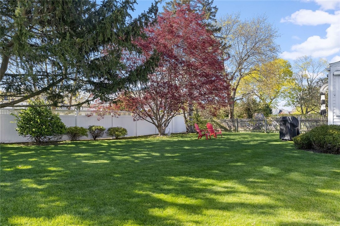 47 Willow Drive Cranston, RI 02920 - Photo 25 of 26