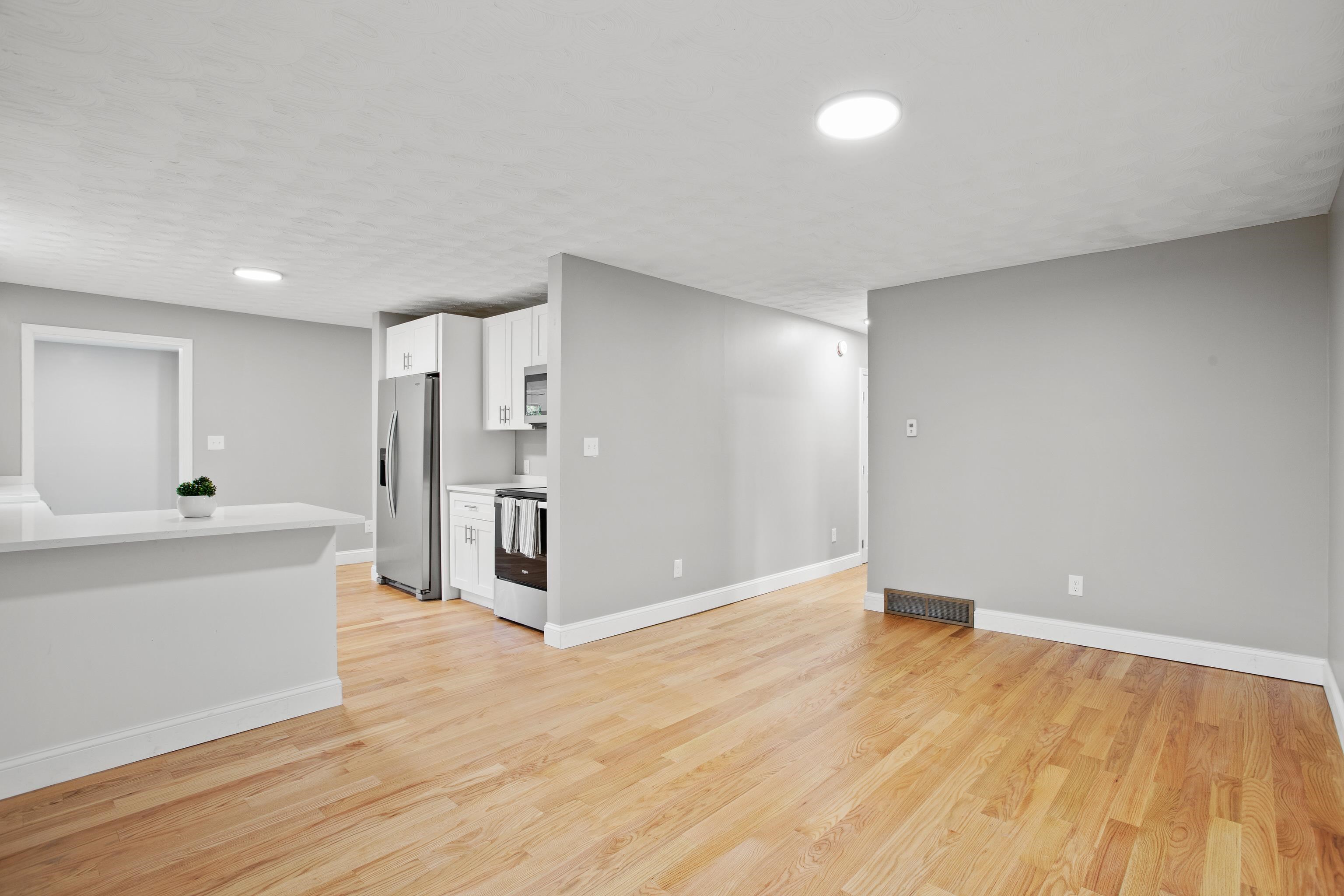 45 Rolfe Street Concord, NH 03303 - Photo 17 of 53 Gallery Image 17