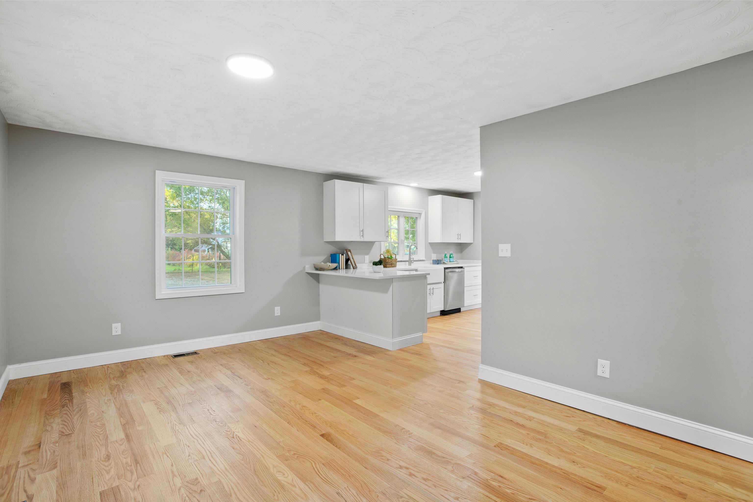 45 Rolfe Street Concord, NH 03303 - Photo 18 of 53 Gallery Image 18