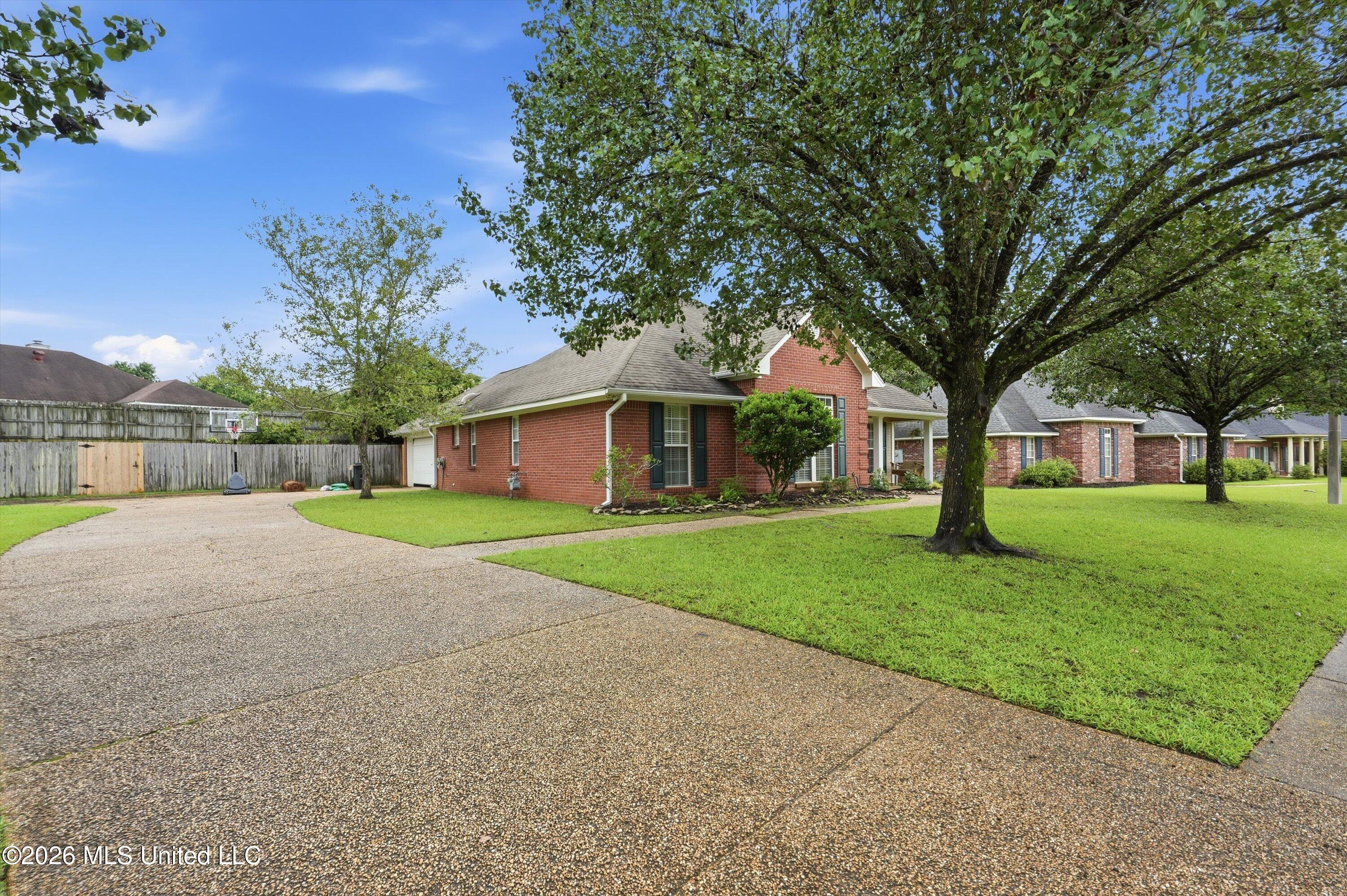 1308 Pecan Cove Brandon, MS 39042 - Photo 3 of 36 03-1308_Pecan_Cv_003