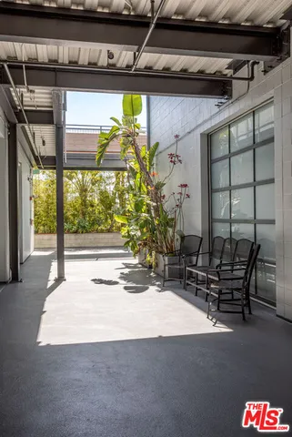 $1,585,000 | 1534 17th Street, Unit 105, Santa Monica, CA 90404