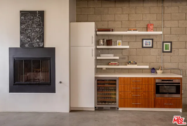 $1,585,000 | 1534 17th Street, Unit 105, Santa Monica, CA 90404