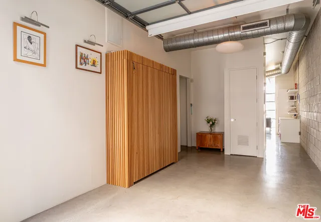 $1,585,000 | 1534 17th Street, Unit 105, Santa Monica, CA 90404