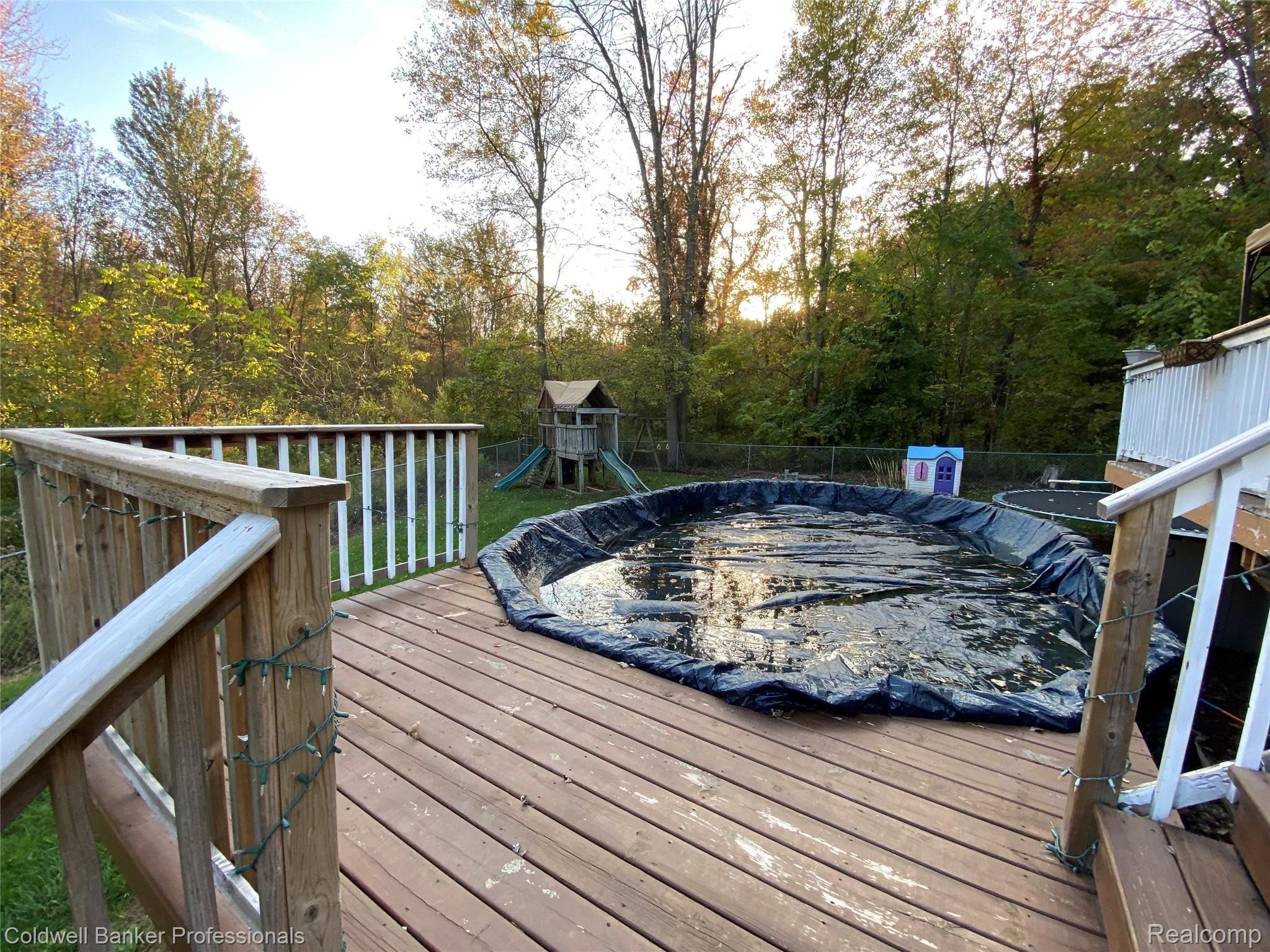 5049 West Oregon Road Lapeer, MI 48446 - Photo 35 of 42 2E70CF37-26A0-440C-9E5F-A5349911D150.jpeg